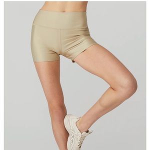 ALO 3” High Waist Airlift Short